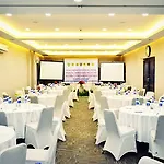 Lampion Hotel Solo
